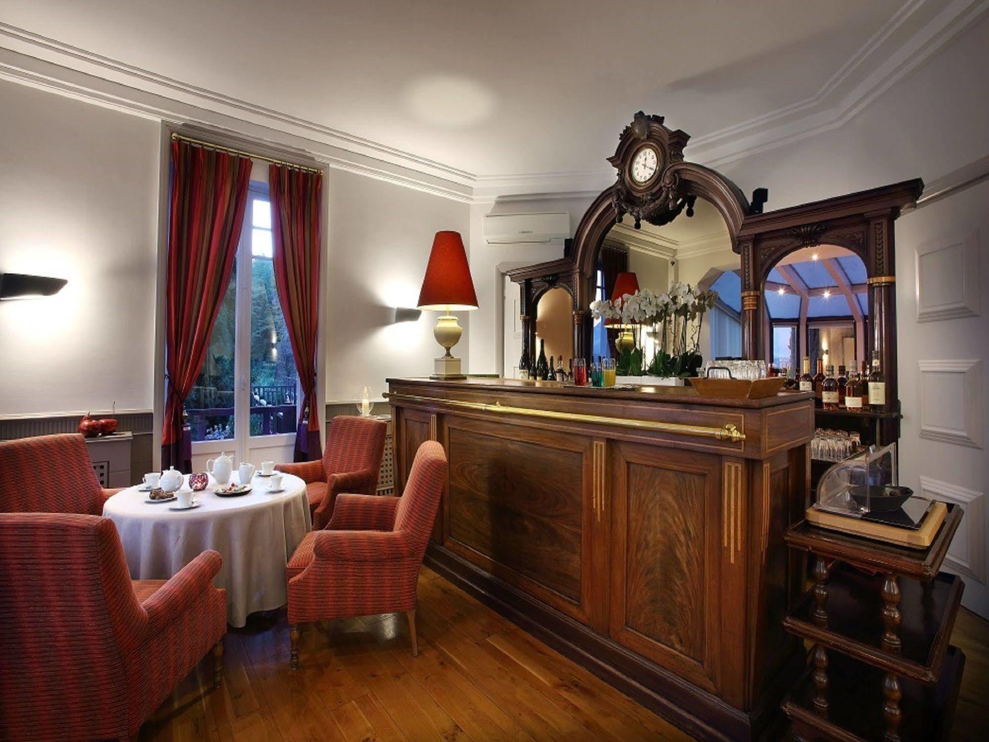 Hotel Ombremont Jean-Pierre Jacob Ле-Бурже-дю-Лак Экстерьер фото
