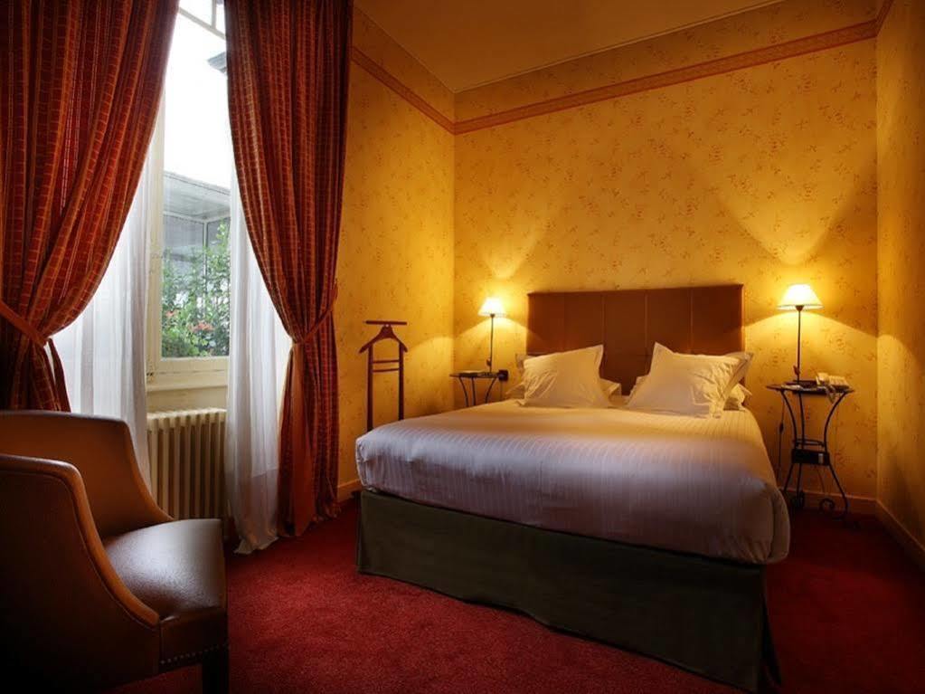 Hotel Ombremont Jean-Pierre Jacob Ле-Бурже-дю-Лак Экстерьер фото